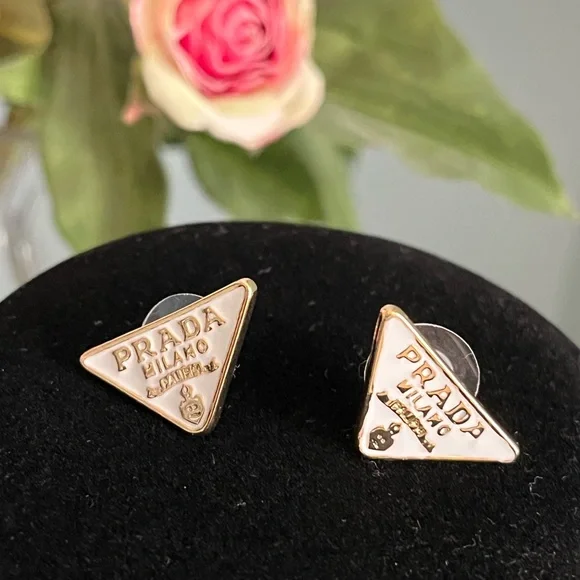 Fashion Earrings - Picture 2 of 5